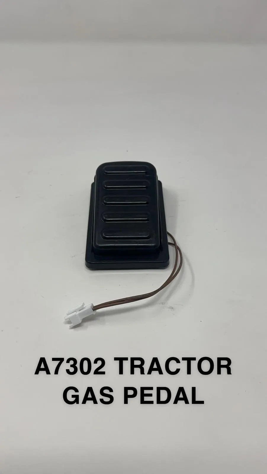 Magic Cars Tractor Trailer - Compatible Gas Pedal