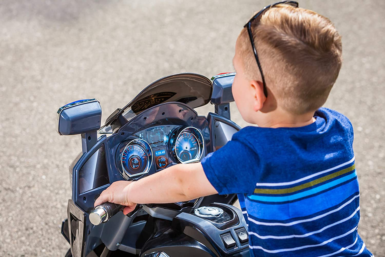 Kid Trax Police Rescue Motorcycle 6V Battery-Powered Ride-On Toy in Black