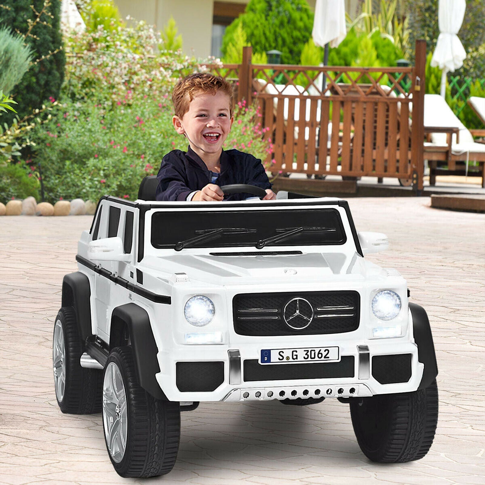 Mercedes-Benz Kids Ride On Car with RC Control and Trunk - 12V White