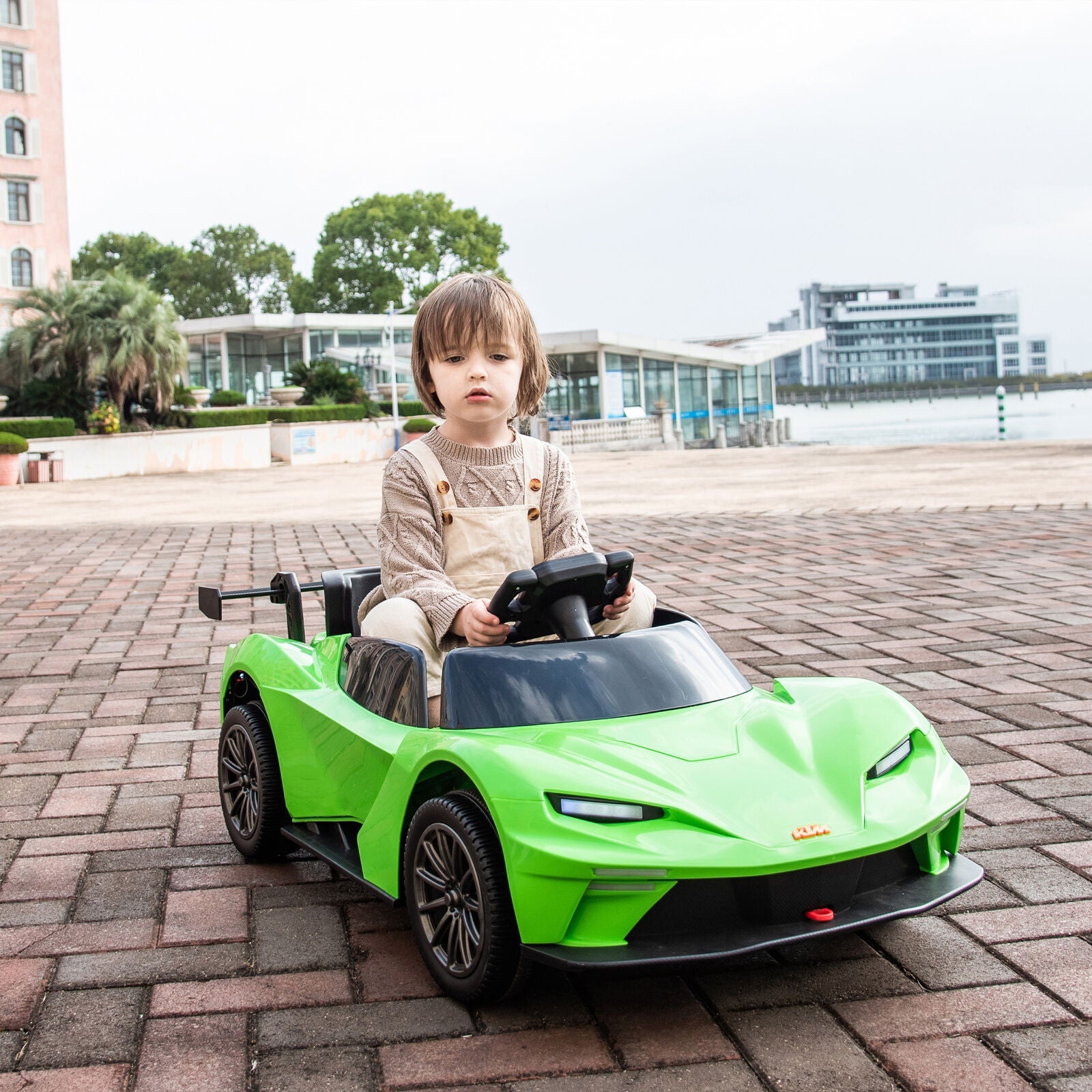 Remote Control Electric Ride-On Car with MP3 Player and LED Lights - Green