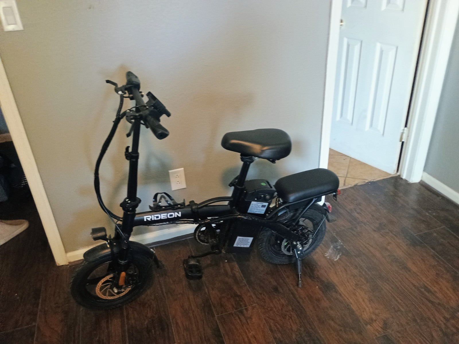 Kids Electric Ride-On Vehicle with Safety Features