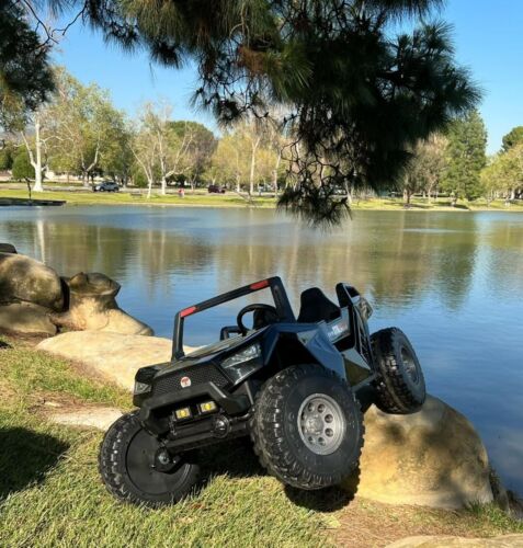 24V Clash Touchscreen Ride-On Giant Buggy - Razor UTV Rubber Adjustable Side-by-Side