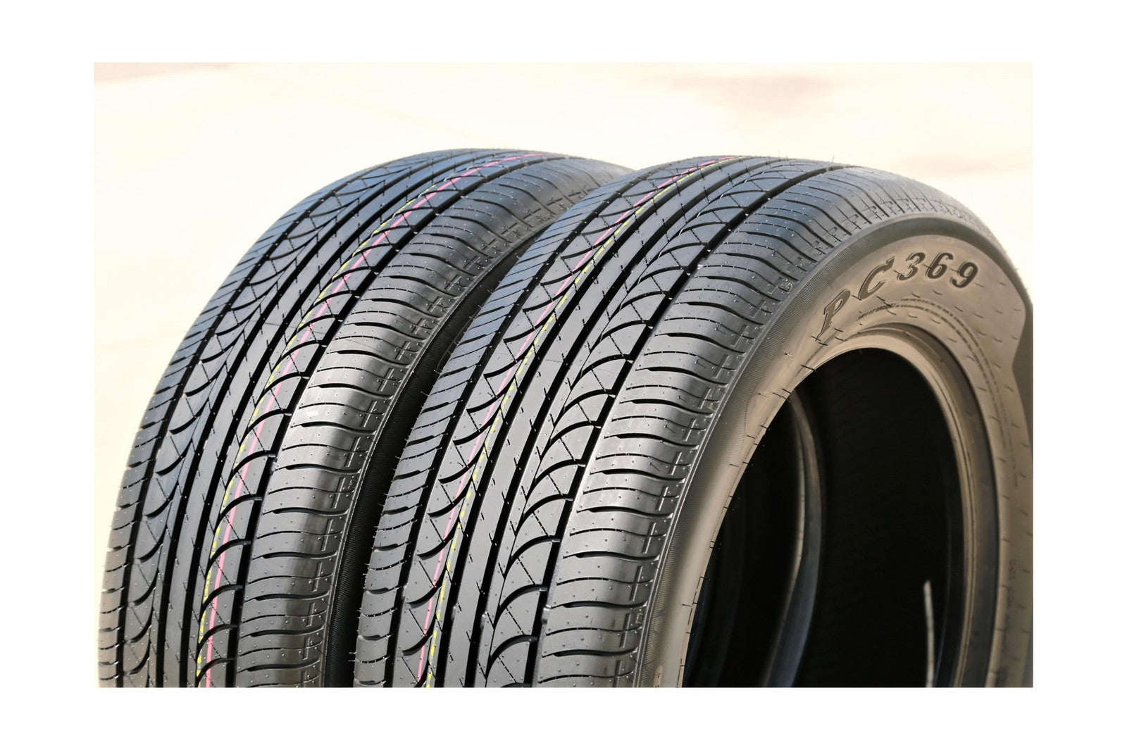 Set of 2 Fullway PC369 All-Season Performance Radial Tires for Truck and SUV 22-inch