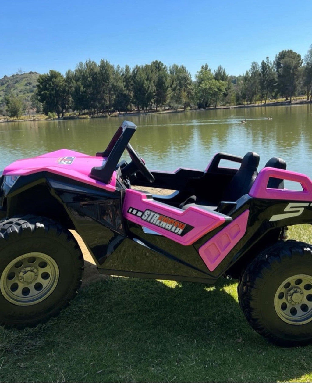 24V Clash XL 4x4 Ride-On Buggy with Rubber Tires and Remote Control, Ages 1-10
